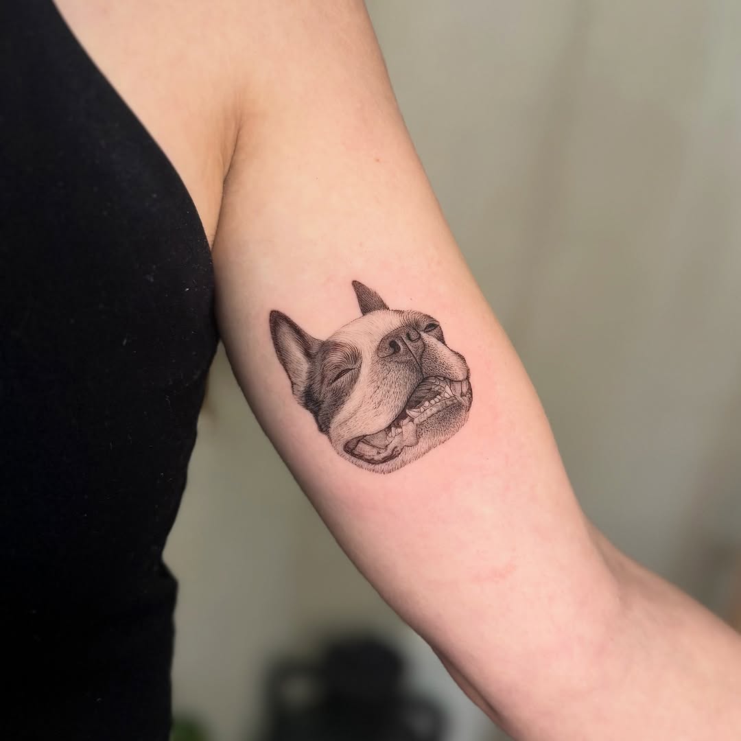 Micro-realism bulldog head in fine-line shading.