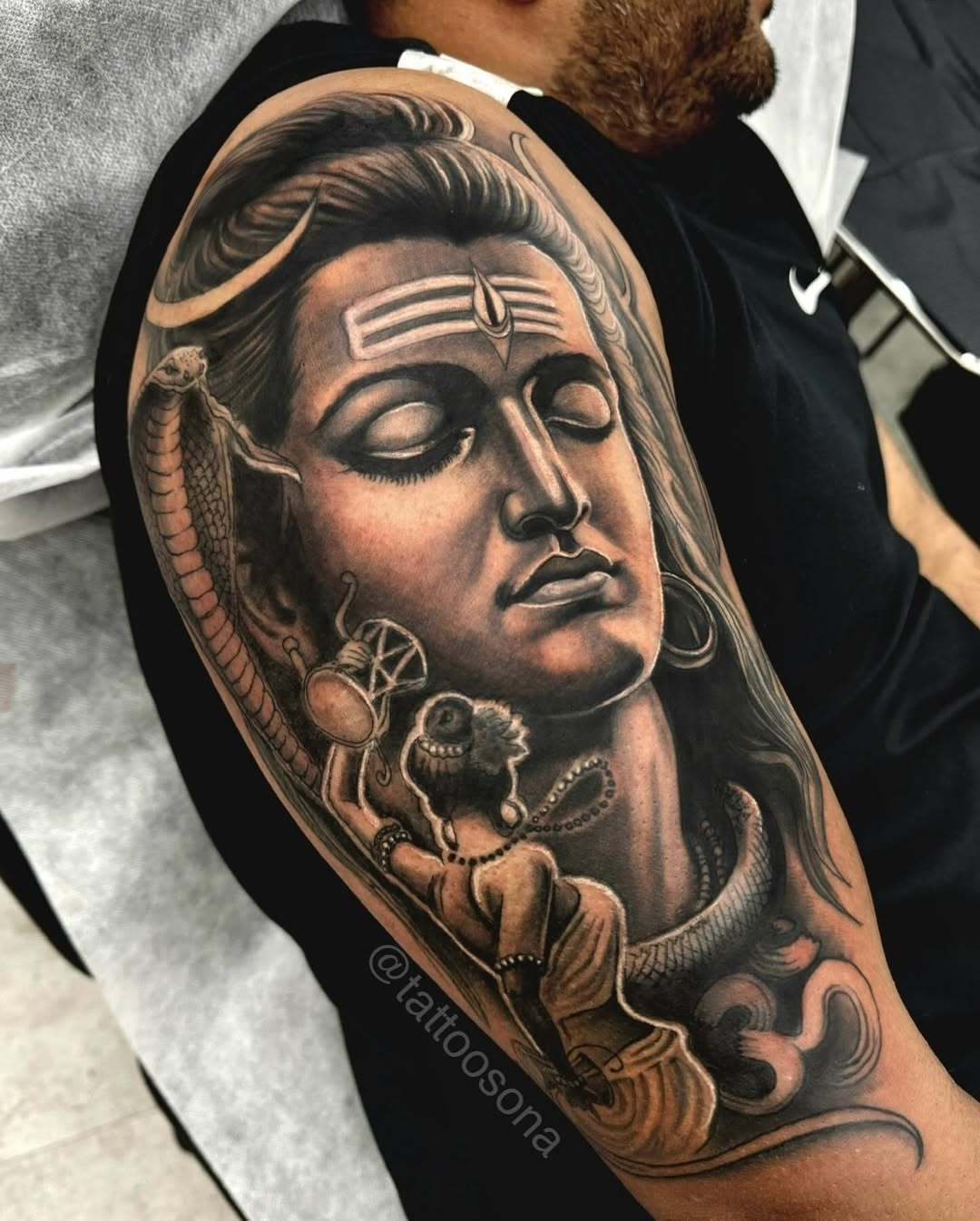 Monochrome Shiva-Parvati portrait with cobra and jewelry