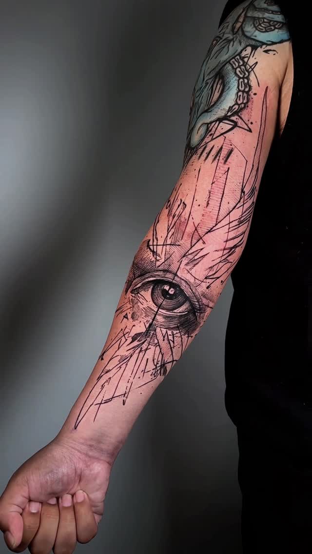 Angular eye centerpiece with chaotic linework and sketch shards