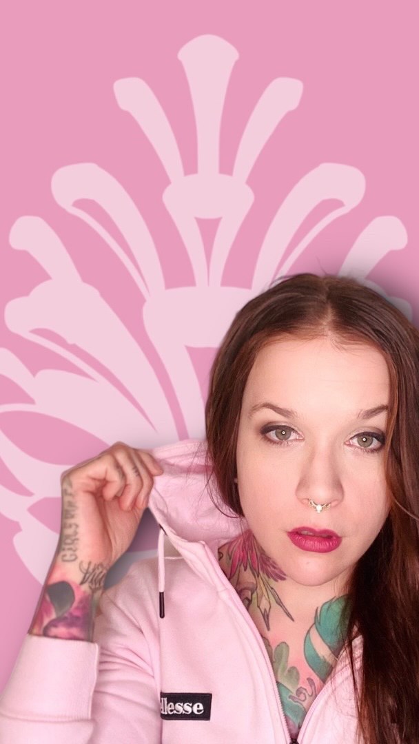 Neck Tattoo tattoo subject