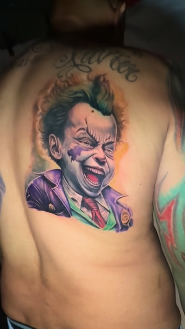 Vibrant Joker portrait with vivid colors and dynamic shading.