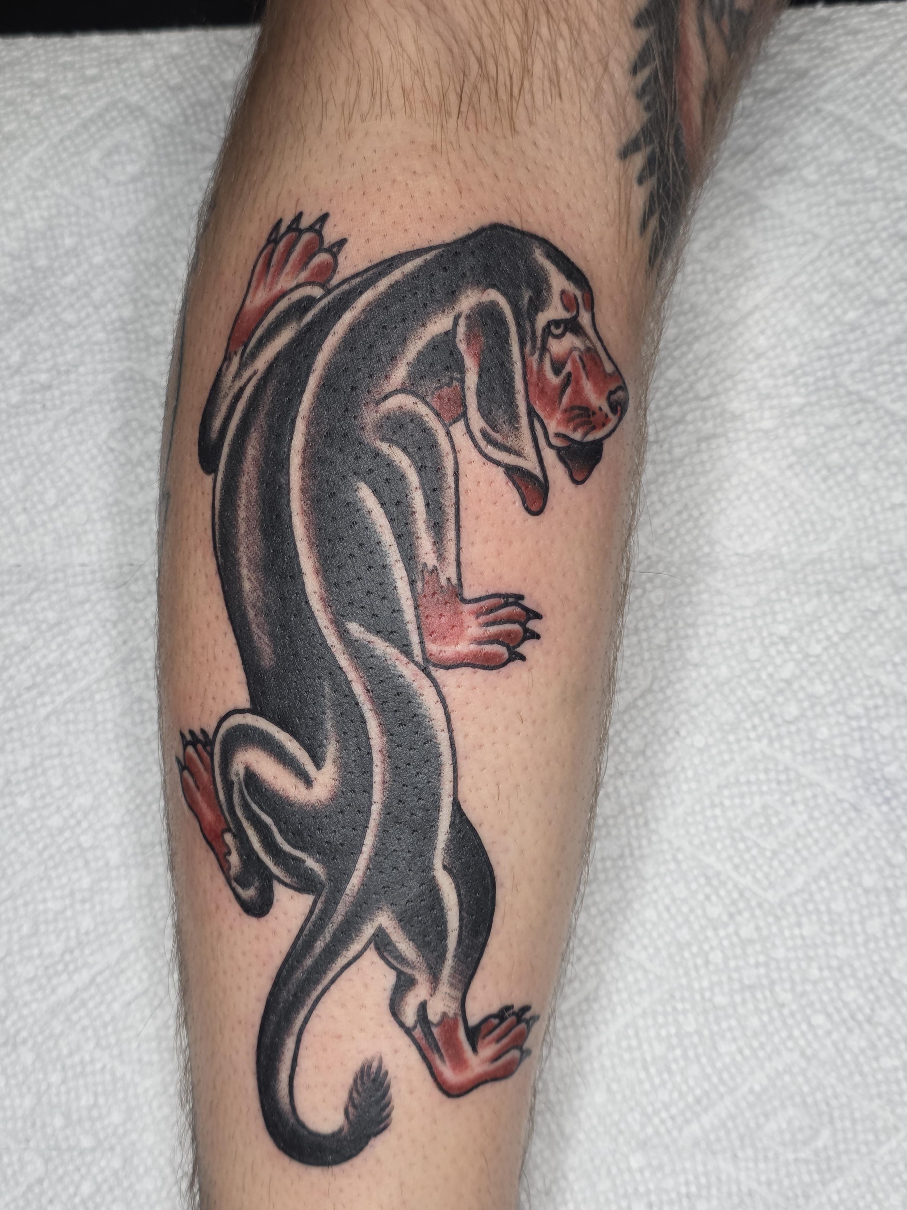 Bold neo-traditional basset hound with red shading