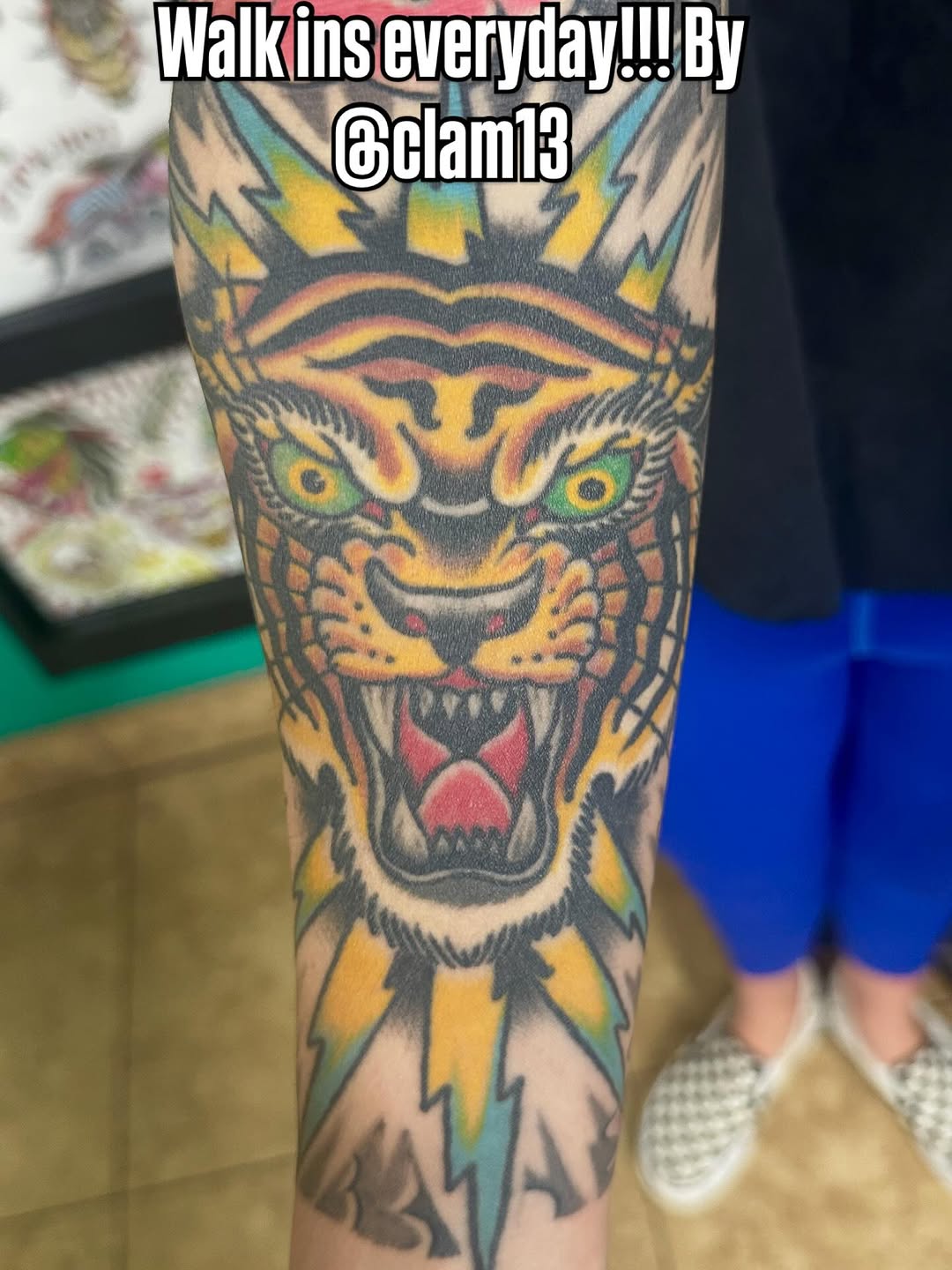 Bold neo-traditional tiger head with vivid yellows