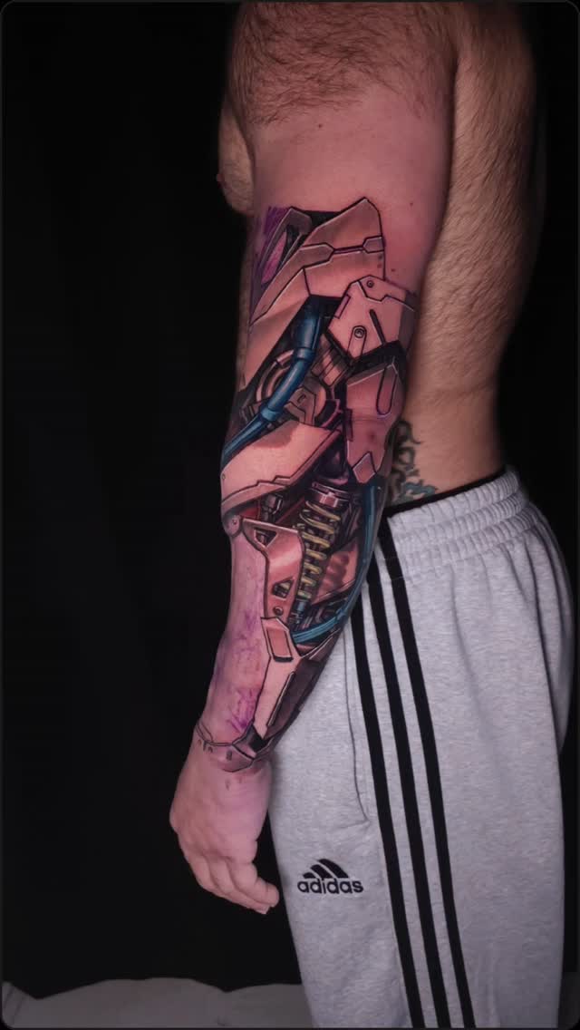 Vibrant biomechanical forearm sleeve with pink panels