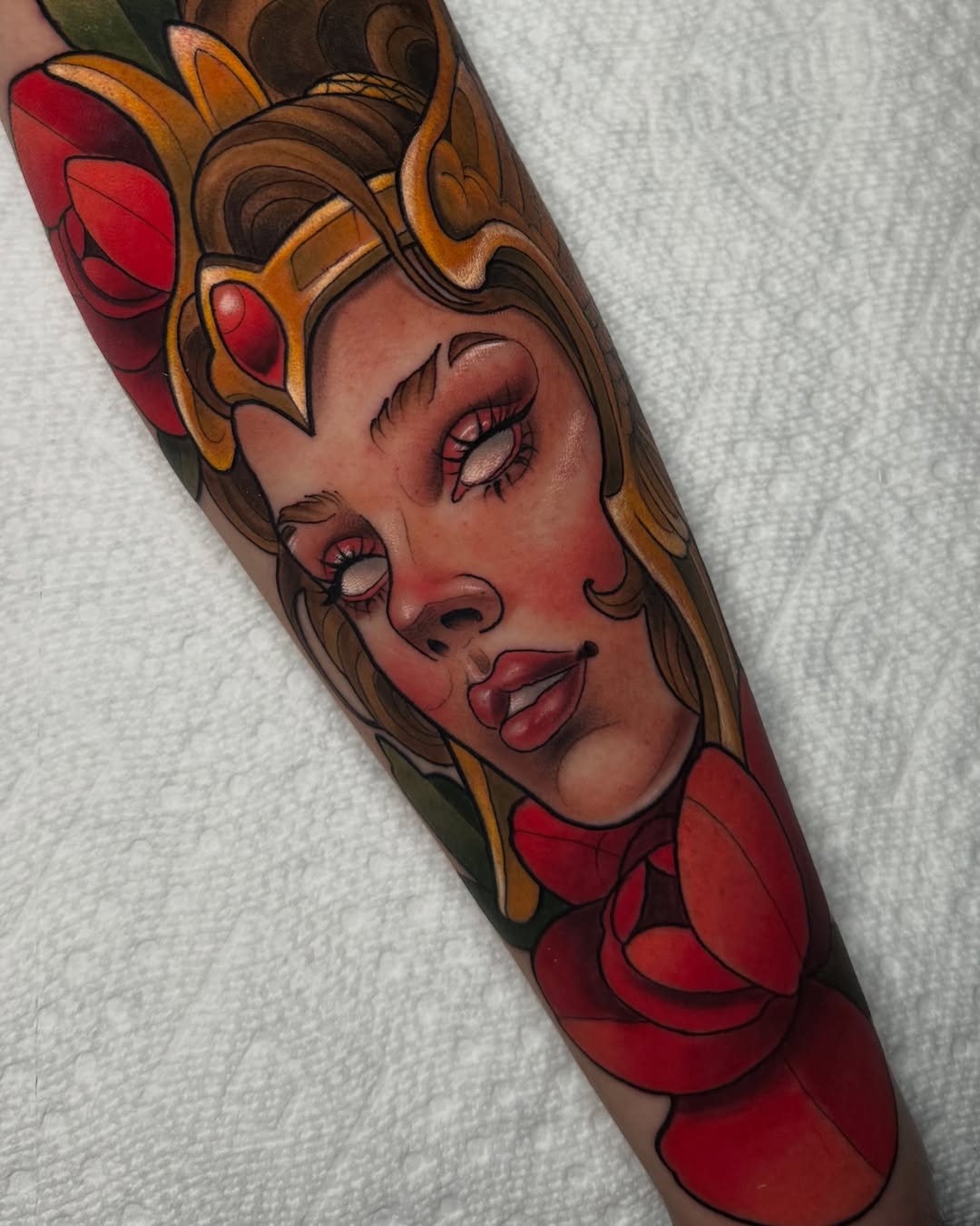 Colorful lady tattoo with roses