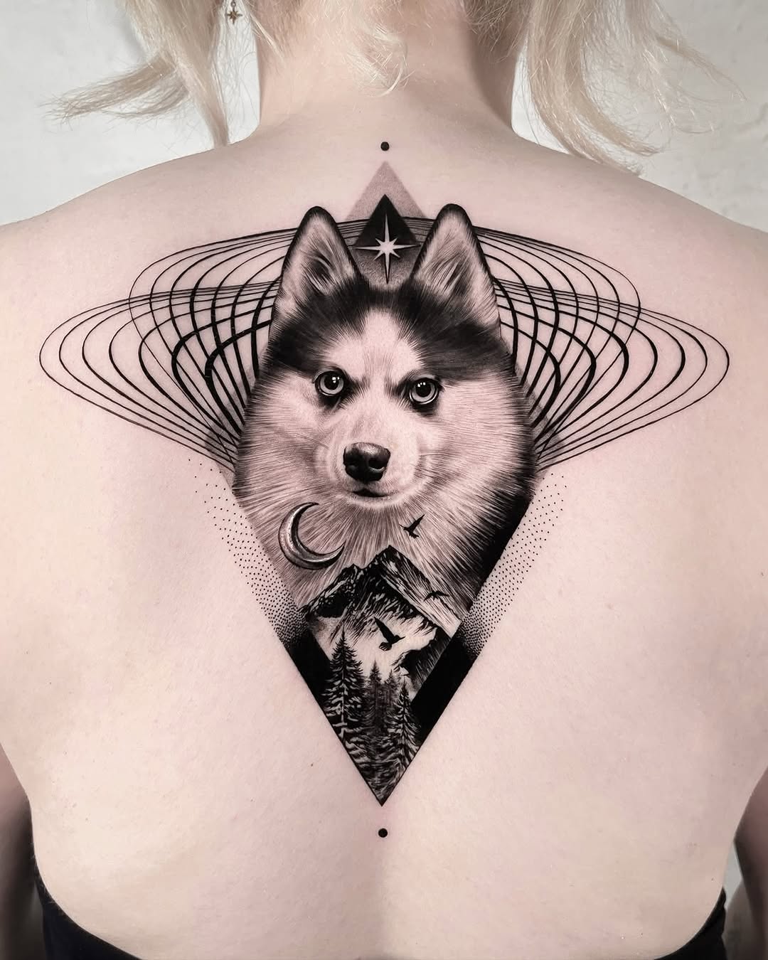 Geometric diamond back piece featuring husky portrait and mountains
