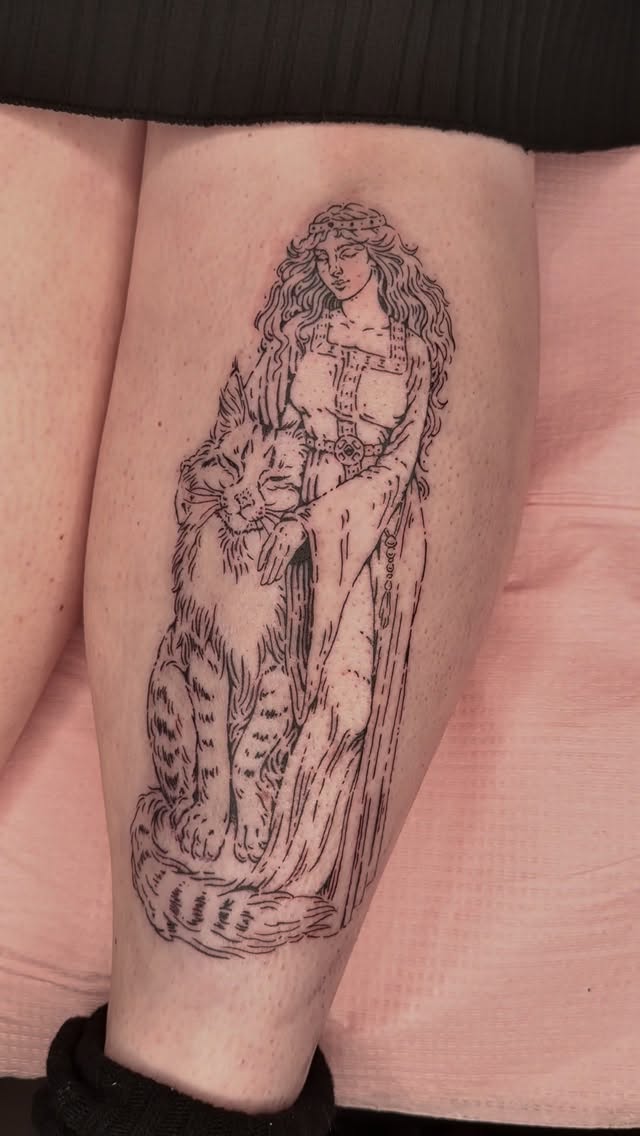 Engraving-inspired maiden with a regal feline, bold linework