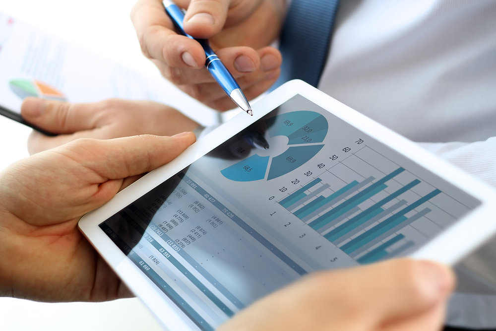 Benchmarking reports for CO2 emissions
