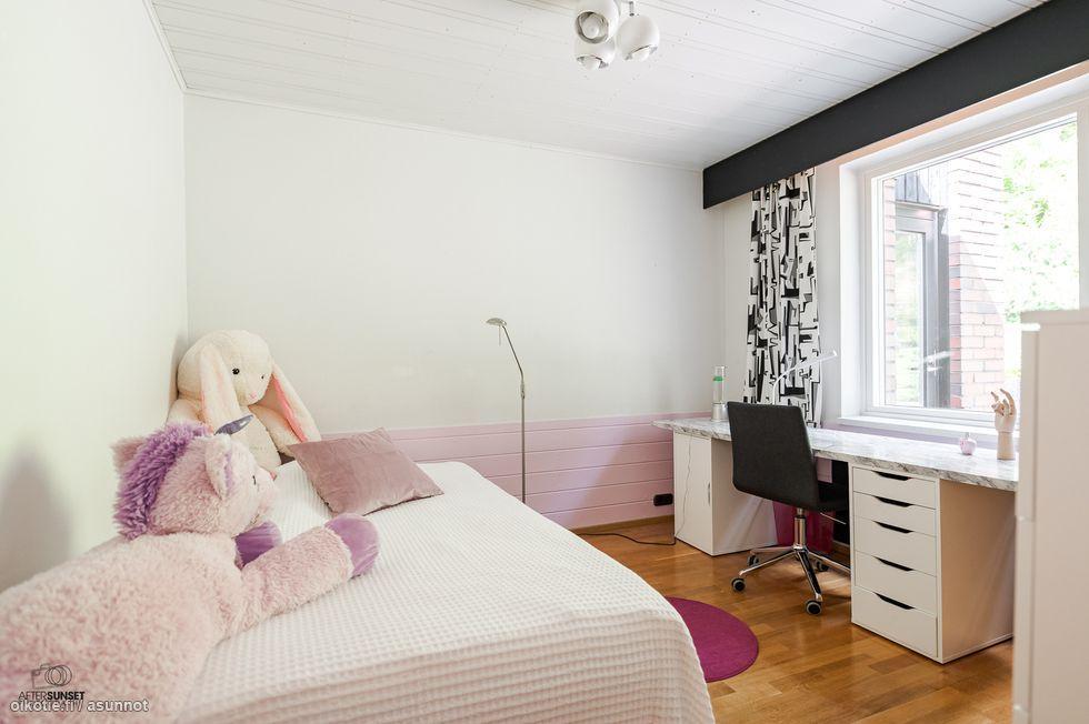 Light Pink Living Room - Design Inspiration | Paintit.ai - 27