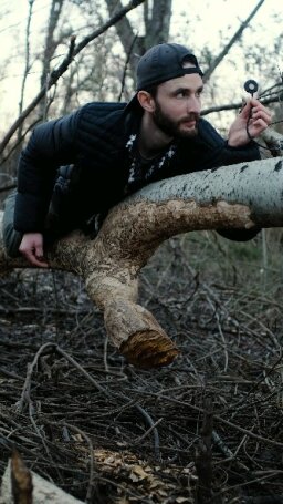 Post 4 di @chasseurdesons
