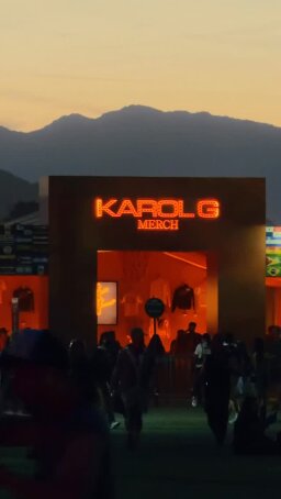 Post 1 di @karolgmerch
