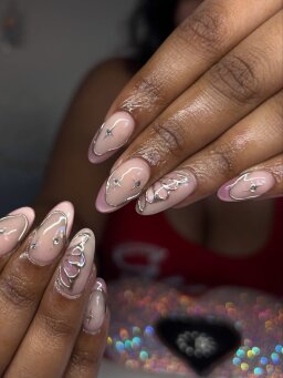 Post 3 profilu @nails_by.mik