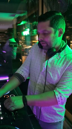 Beitrag 1 von @barracuda_rooftop_lounge