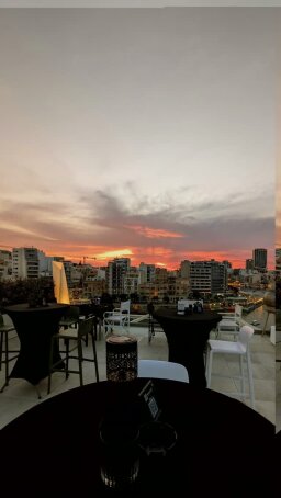 Beitrag 2 von @barracuda_rooftop_lounge
