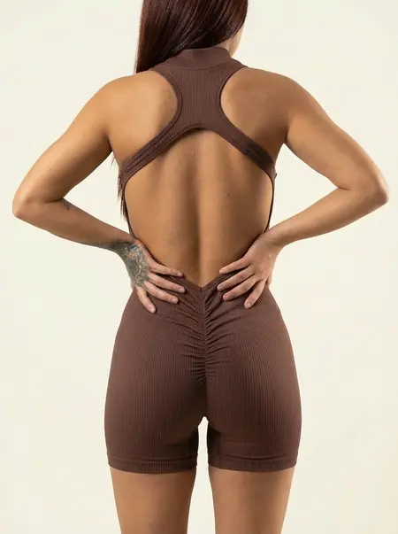 Enterizo Esqueleto cremallera corto Ref.315 PU  Guiza. Cocoa