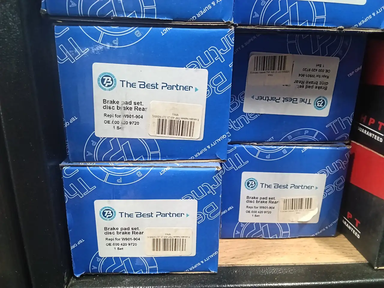 Колодка задняя TBP 420-21-223 MBENZ W901