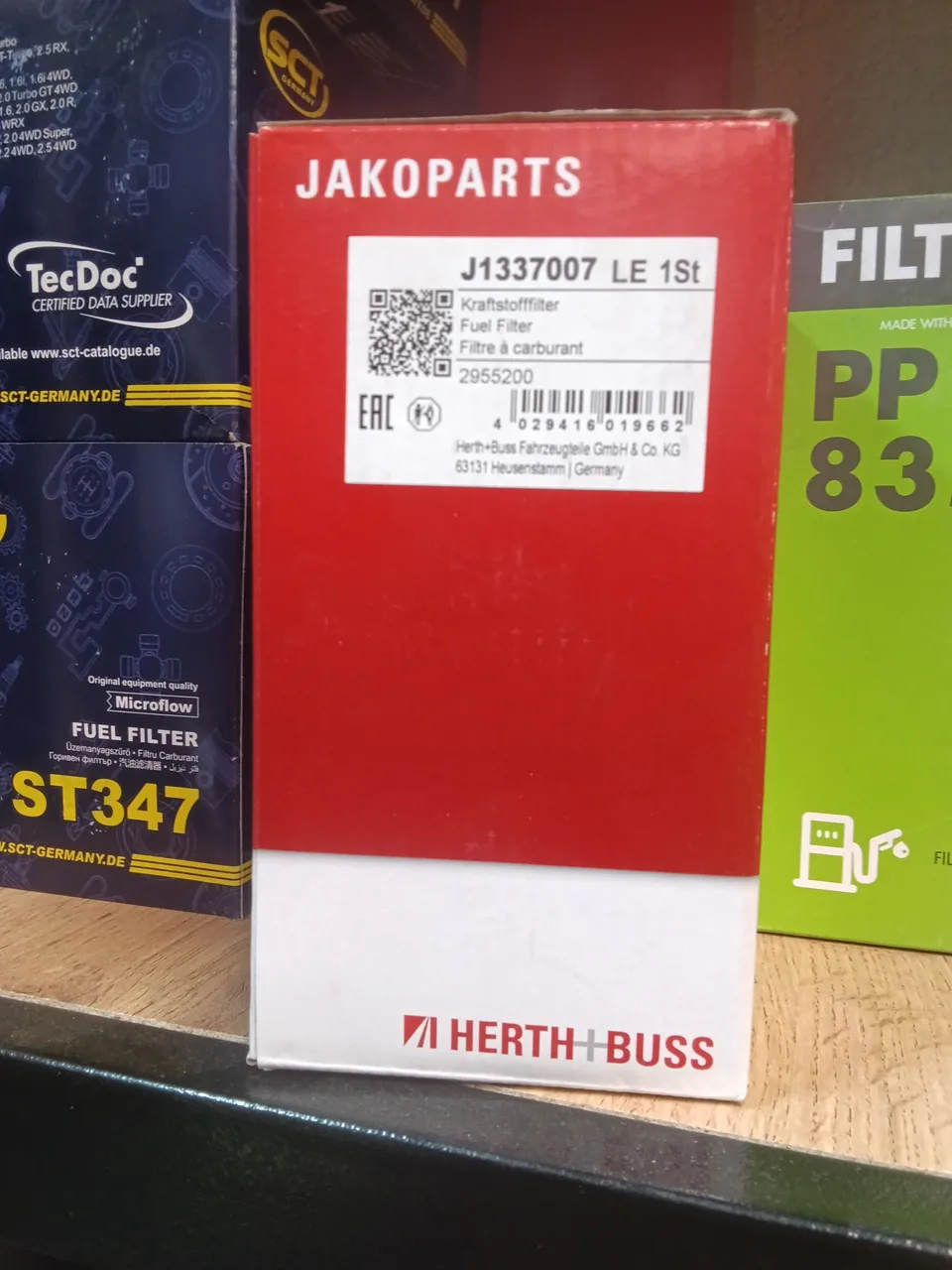J1337007 Топливный фильтр