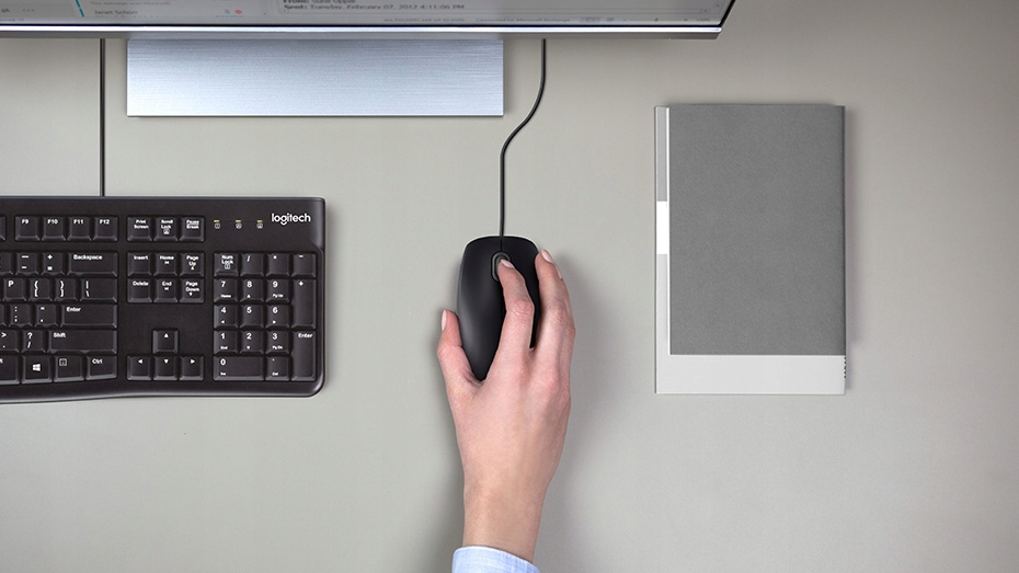 Mysz optyczna Logitech B110 Silent czarna - widok z boku