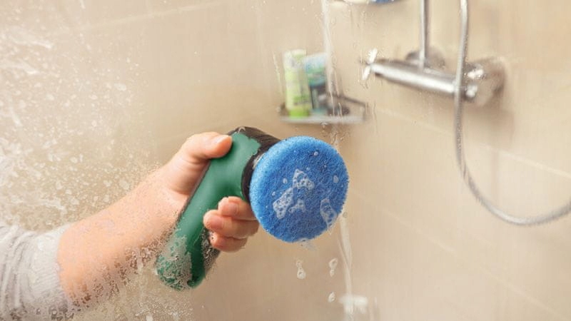 Szczotka Bosch UniversalBrush 3,6V z różnymi końcówkami