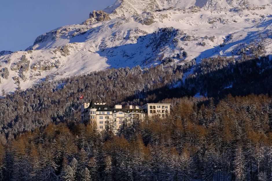 Alp Oteli 4