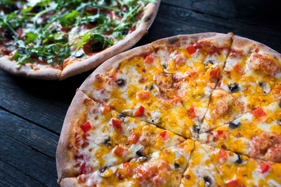 Sebzeli pizza dilimleri