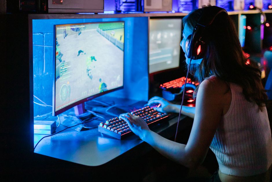 Woman gaming session