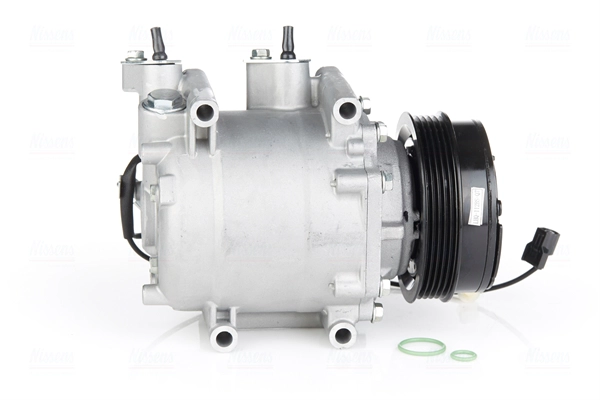 Compressor, air conditioning