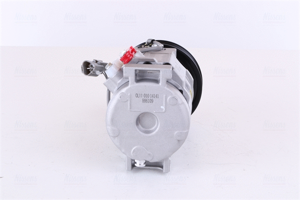 Compressor, air conditioning