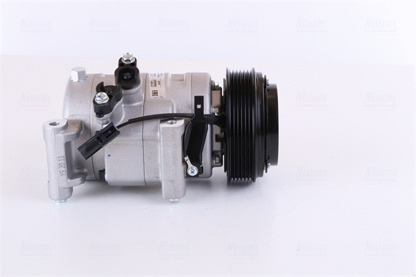 Compressor, air conditioning