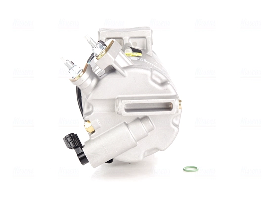 Compressor, air conditioning