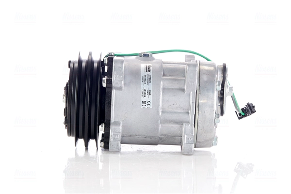 Compressor, air conditioning