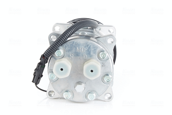 Compressor, air conditioning