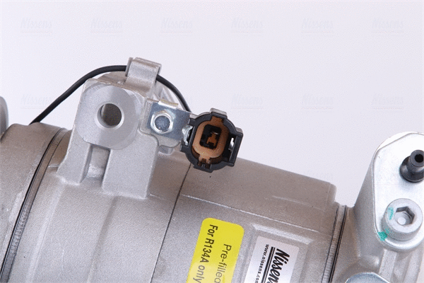 Compressor, air conditioning