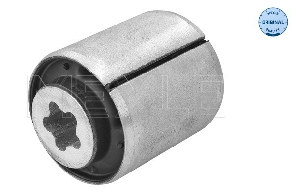 Mounting, control/trailing arm (014 610 0078)