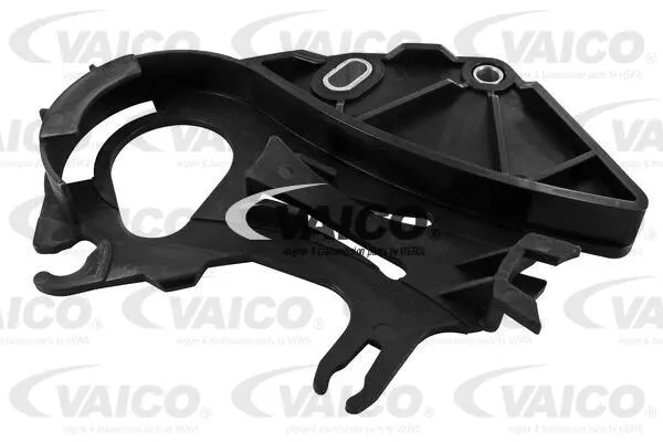 Rail, oil pump drive chain