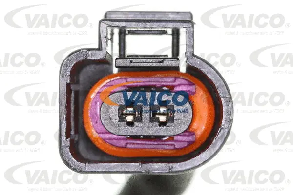 Pump, all-wheel-drive coupling