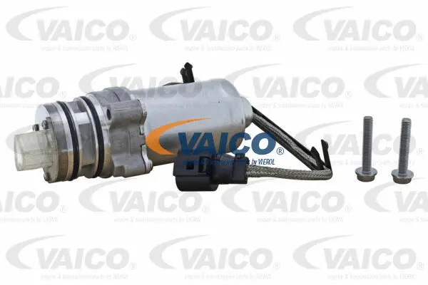 Pump, all-wheel-drive coupling