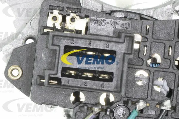 Switch, headlight
