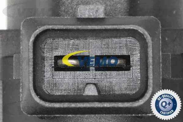 Pressure converter, turbocharger