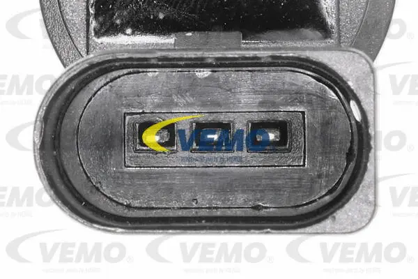 Sensor, parking distance control