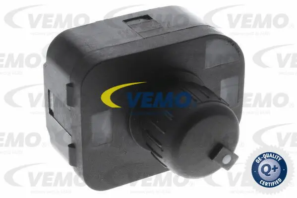 Switch, exterior rearview mirror adjustment (V10-73-0340)