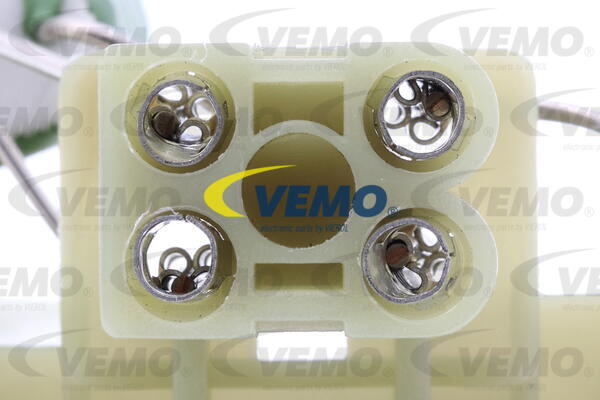 Regulator, interior blower