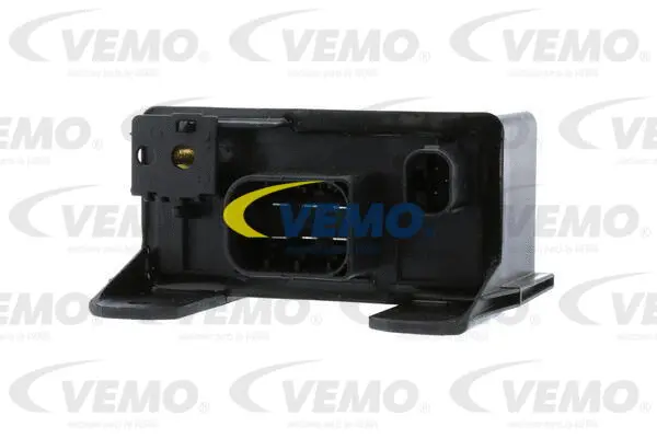 Relay, glow plug system