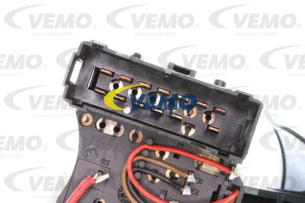 Switch, headlight