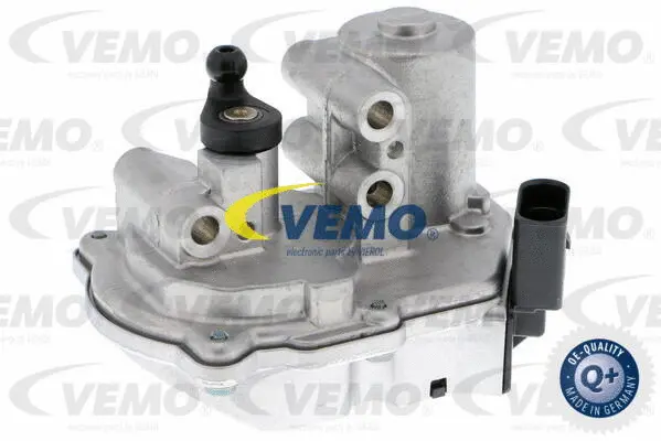 Control, change-over cover (induction pipe)