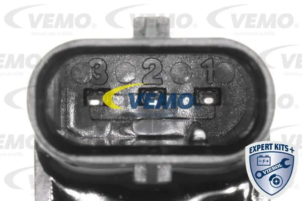 Sensor, parking distance control