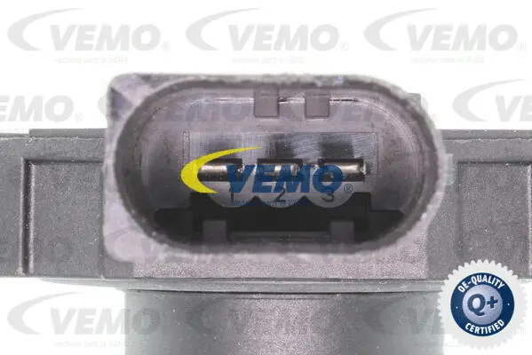 Sensor, engine oil level