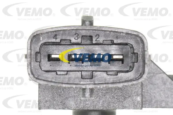 Sensor, boost pressure