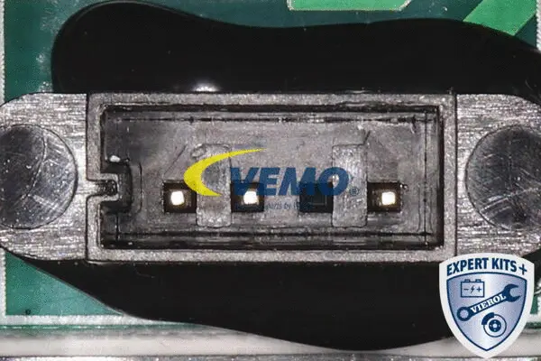 Ignitor, gas discharge lamp