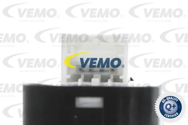 Switch, exterior rearview mirror adjustment
